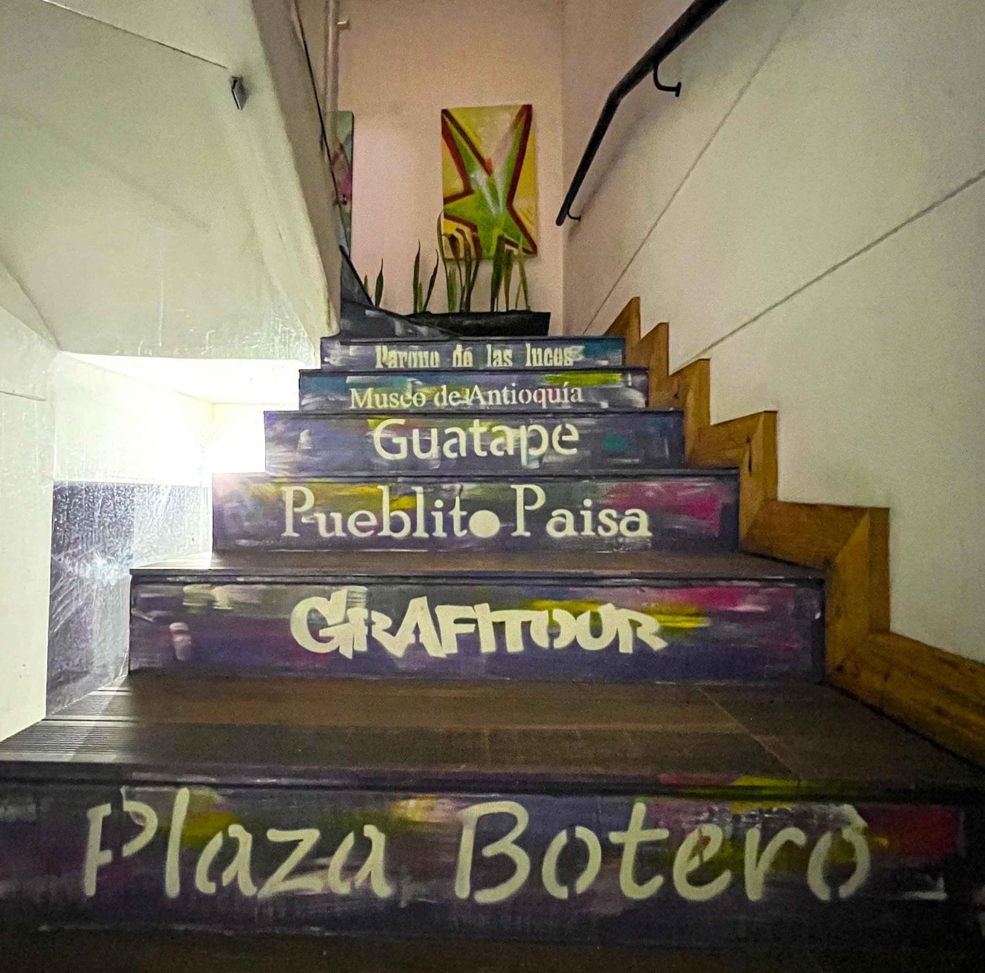 Hotel Medellin Arte エクステリア 写真